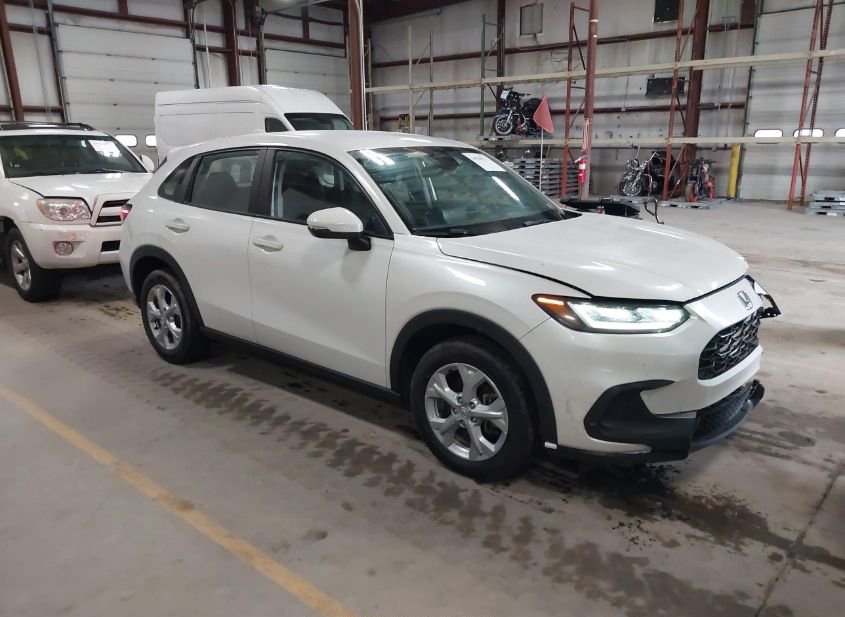 2024 HONDA HR-V 2WD LX photo