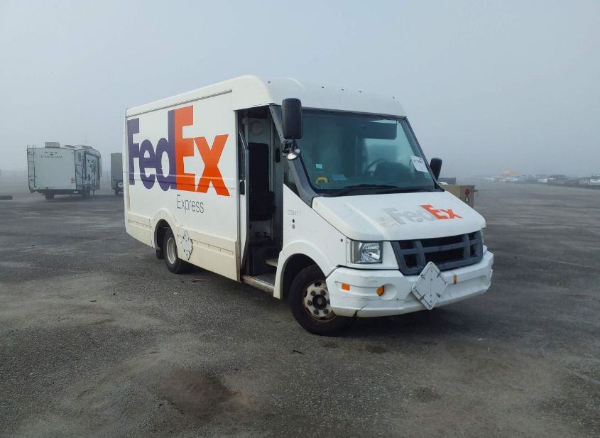 2016 ISUZU NPR photo