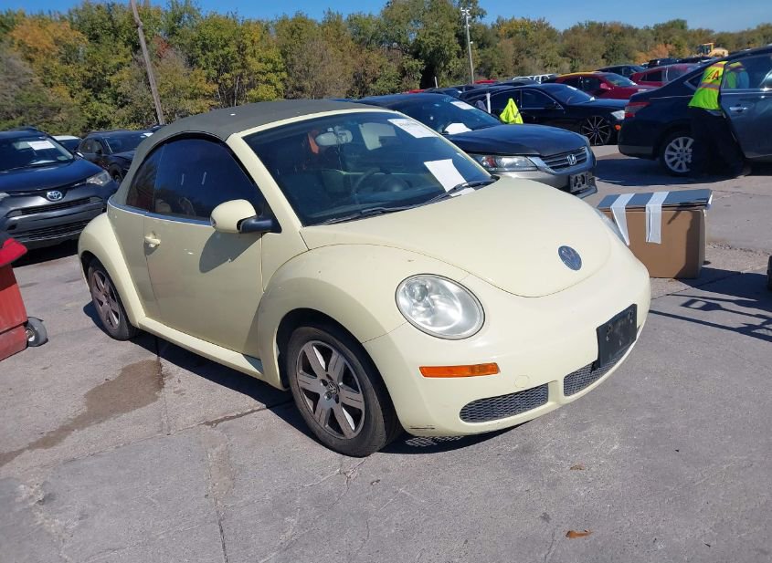 2006 VOLKSWAGEN NEW BEETLE 2.5 photo