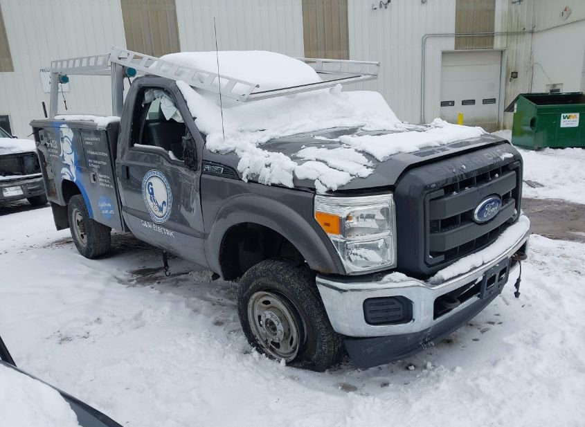 2013 FORD F-350 XL photo