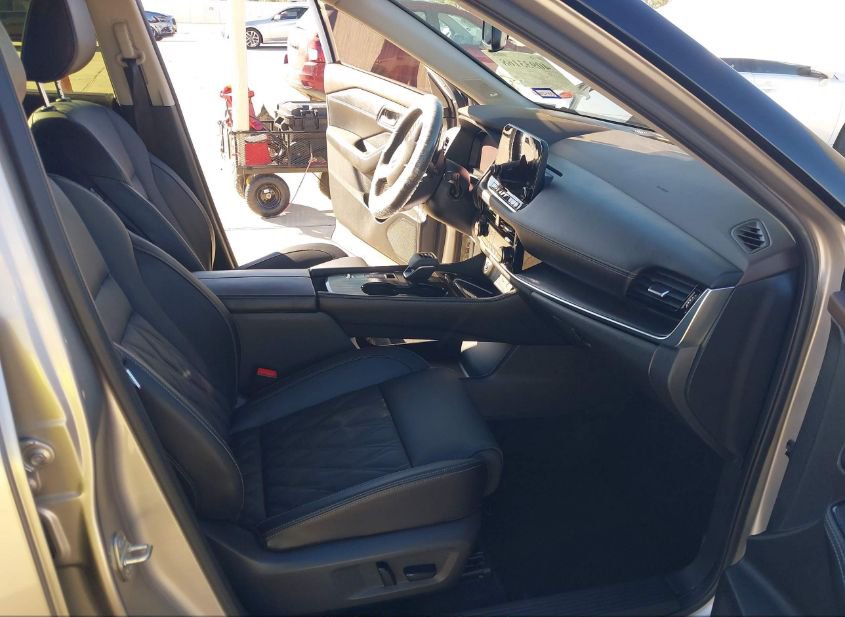 2023 NISSAN ROGUE PLATINUM FWD(VIN: JN8BT3DC5PW104937
