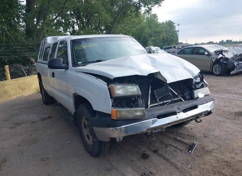 2004 Chevrolet Silverado 1500 5.3L photo