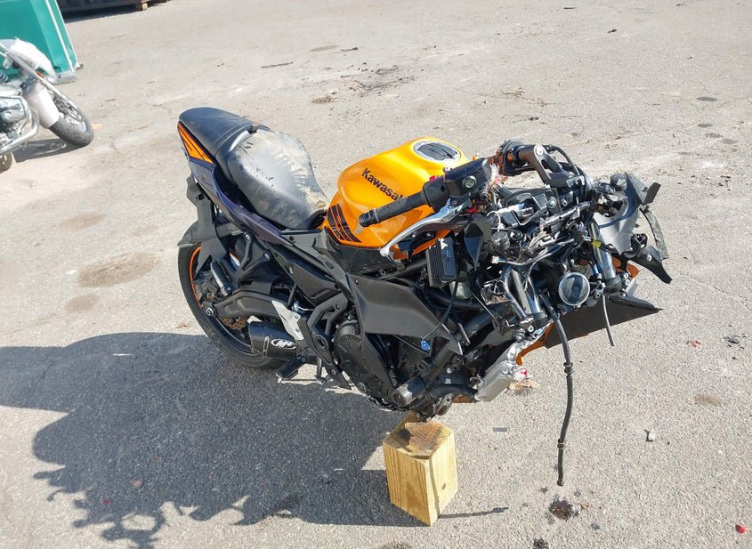 2025 Kawasaki Ex650 2 photo