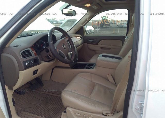 пригнать из сша 2014 GMC YUKON XL 1GKS1KE08ER137947