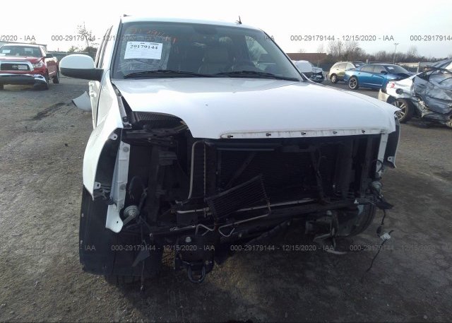 1GKS1KE08ER137947 2014 GMC YUKON XL