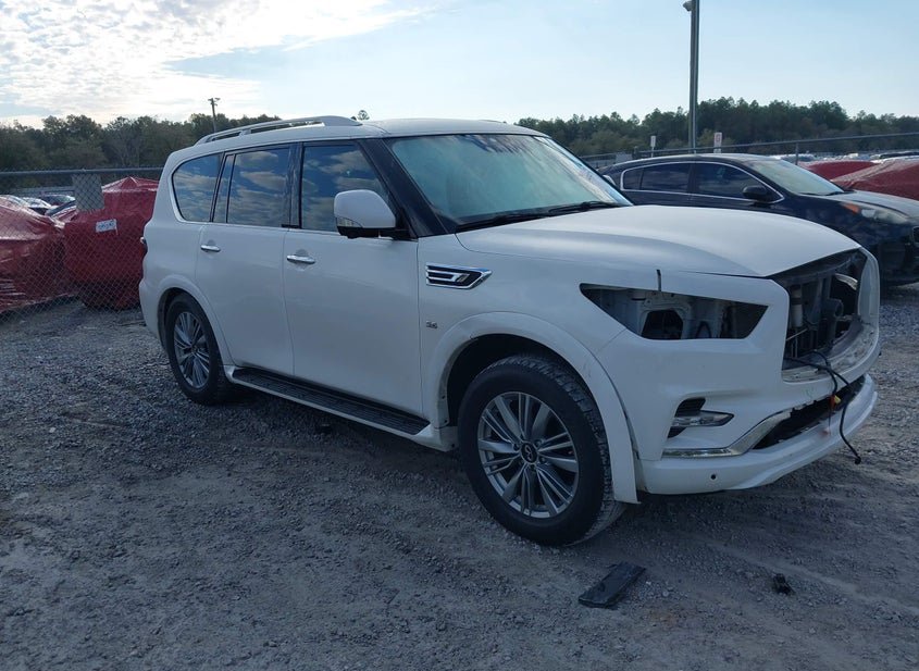 2018 INFINITI QX80 photo