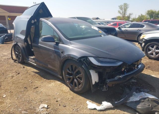 2022 TESLA MODEL X (VIN: 7SAXCDE53NF354933)