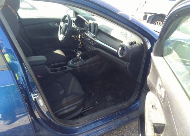 2021 KIA FORTE(VIN: 3KPF24AD1ME288279