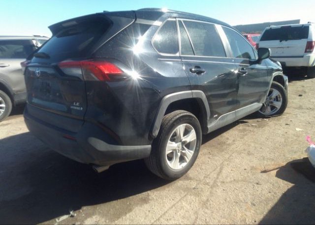 2021 TOYOTA RAV4(VIN: 4T3LWRFV4MU026671