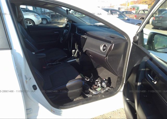 пригнать из сша 2018 TOYOTA COROLLA 2T1BURHEXJC965151