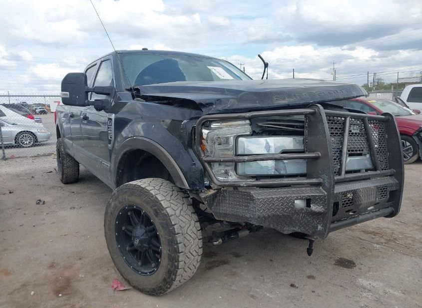 2017 FORD F-350 KING RANCH photo