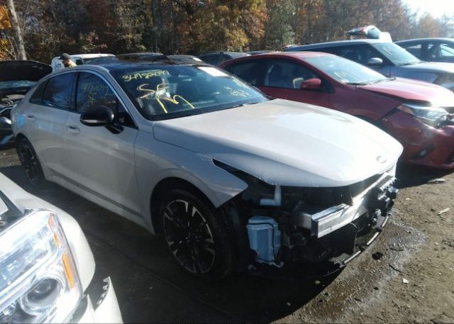 2021 KIA K5 (VIN: 5XXG64J25MG029745)