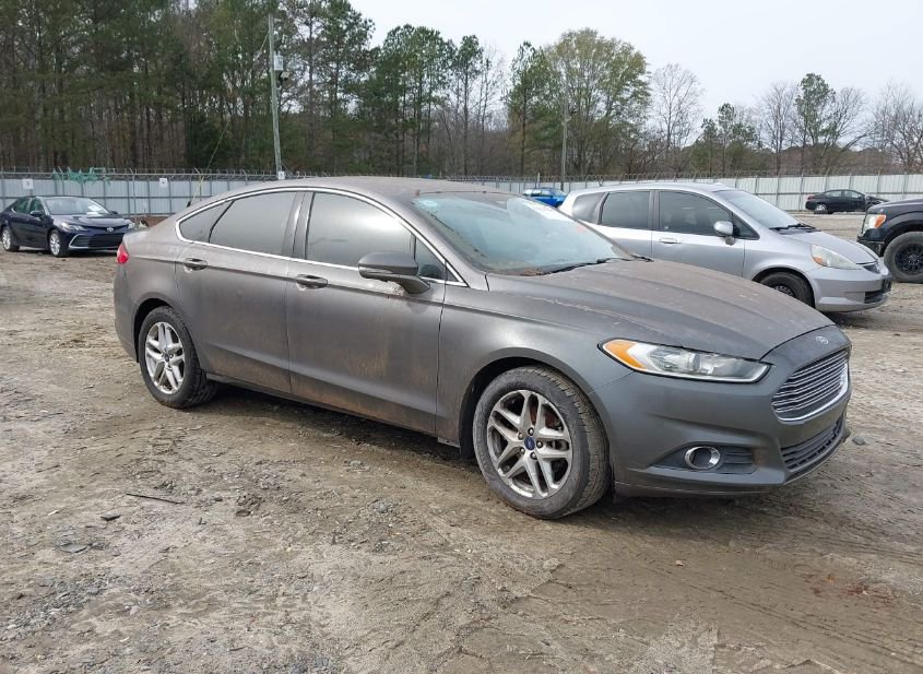 2014 FORD FUSION SE photo