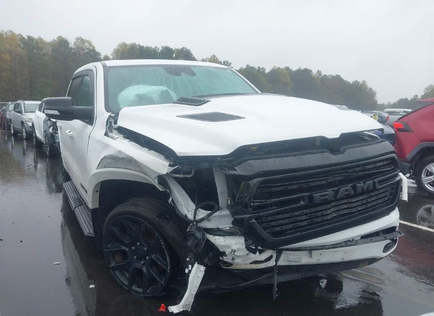 2021 RAM 1500 LARAMIE  4X4 5'7 BOX photo