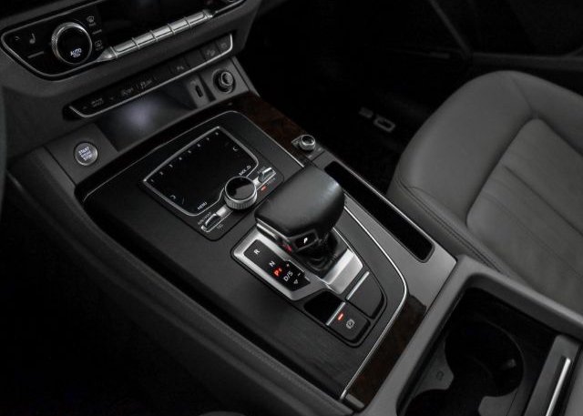 2019 AUDI Q5 VIN: WA1BNAFY9K2054394
