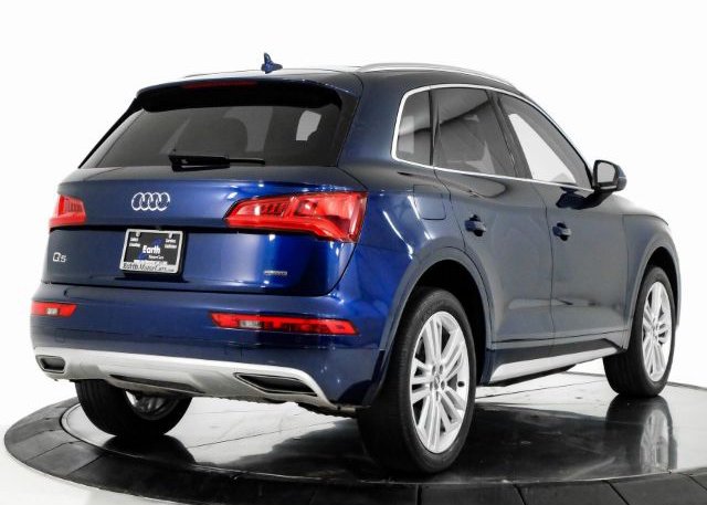 2019 AUDI Q5 VIN: WA1BNAFY9K2054394
