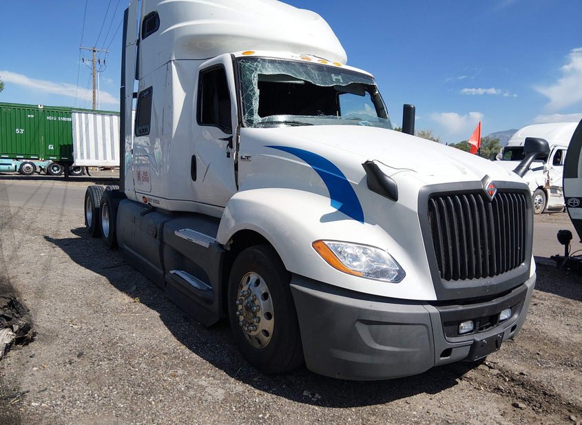 2021 International Lt photo
