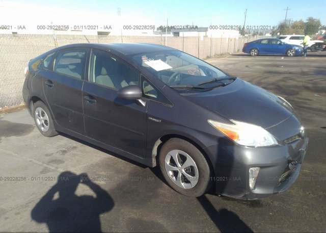 JTDKN3DU3E1747019 2014 TOYOTA PRIUS