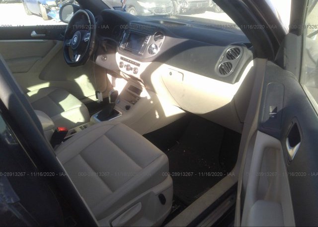 пригнать из сша 2016 VOLKSWAGEN TIGUAN WVGBV7AX4GW016395