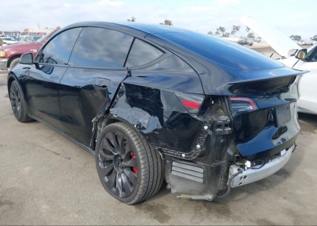 2022 TESLA MODEL Y(VIN: 7SAYGDEF6NF492953