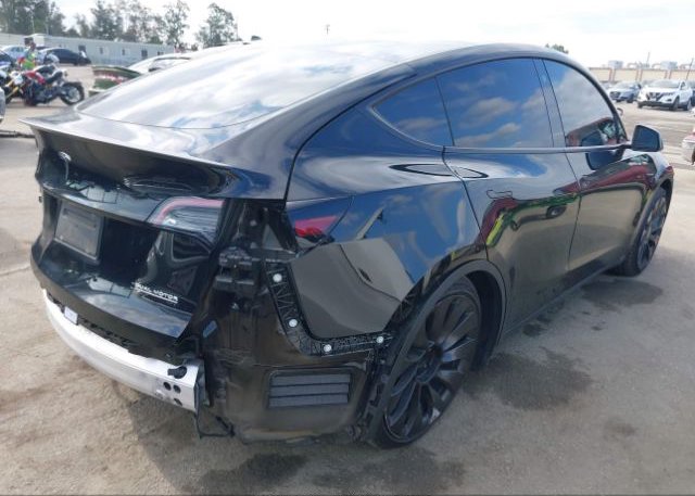 2022 TESLA MODEL Y(VIN: 7SAYGDEF6NF492953