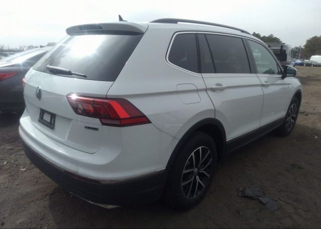 2021 VOLKSWAGEN TIGUAN(VIN: 3VV2B7AX4MM066059