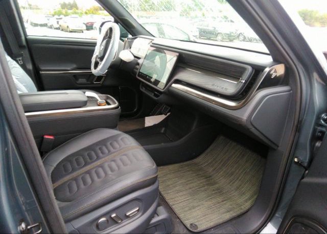 2022 RIVIAN R1T(VIN: 7FCTGAAA2NN007719