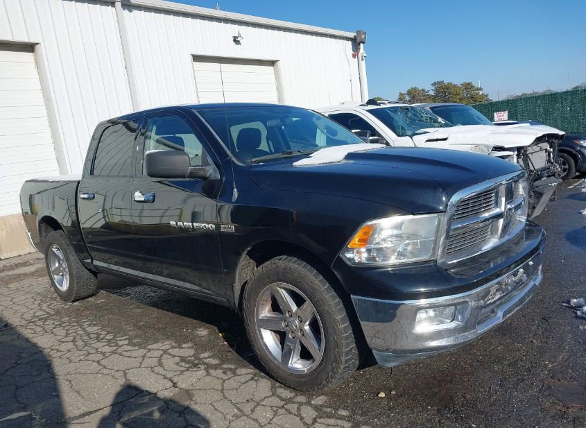 2012 RAM 1500 SLT photo