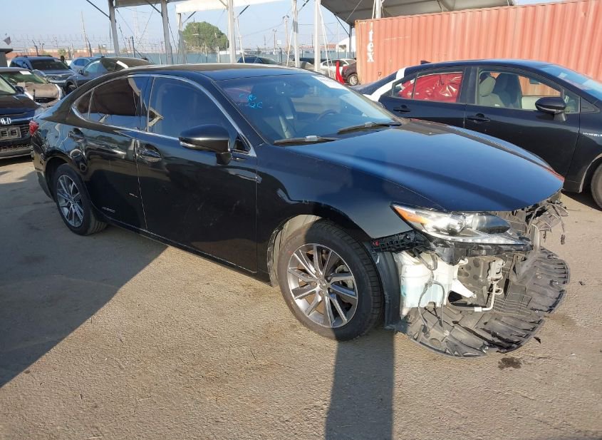 2016 LEXUS ES 300H photo