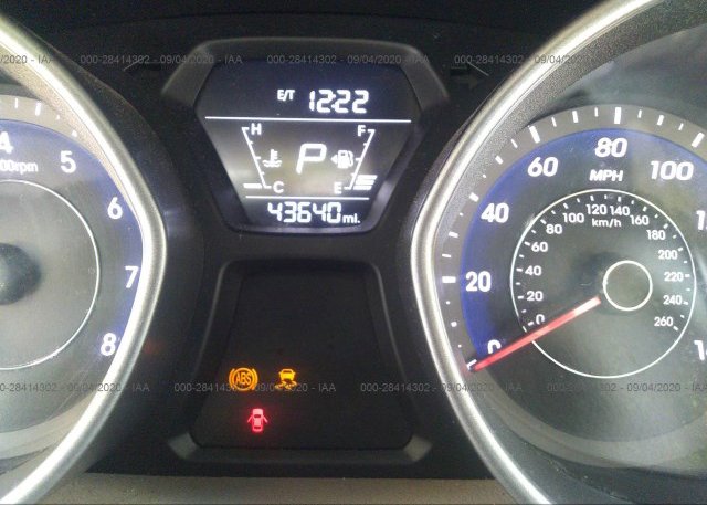 5NPDH4AE1GH711294 2016 HYUNDAI ELANTRA