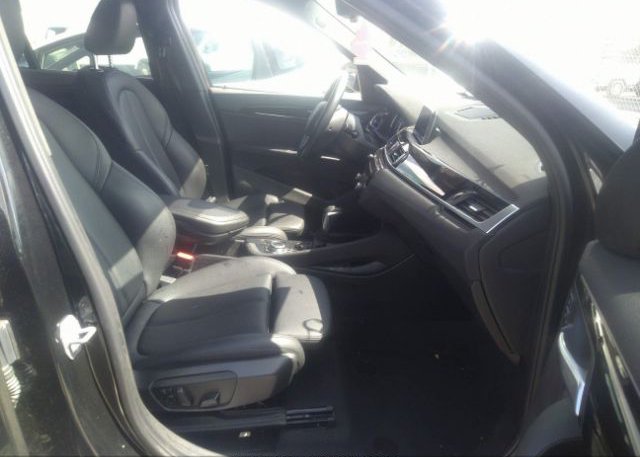 2018 BMW X1 VIN: WBXHU7C38J5L09115