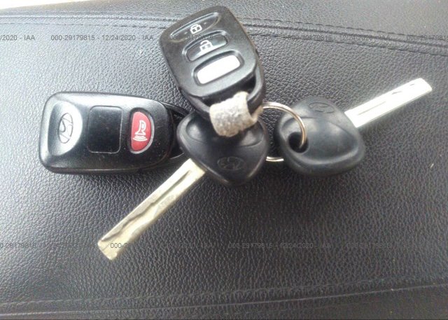 5NPEB4AC2BH032745 2011 HYUNDAI SONATA
