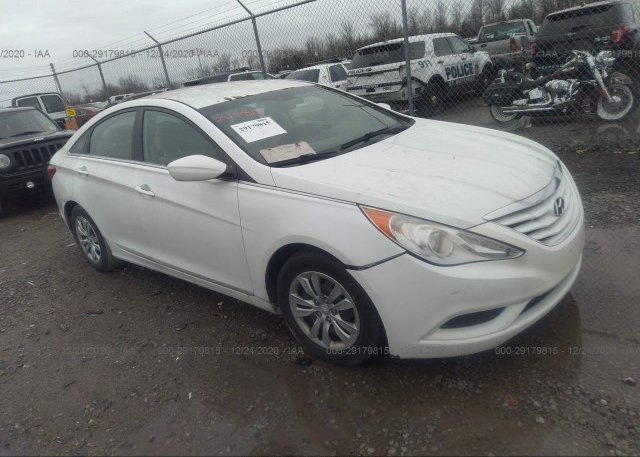 5NPEB4AC2BH032745 2011 HYUNDAI SONATA