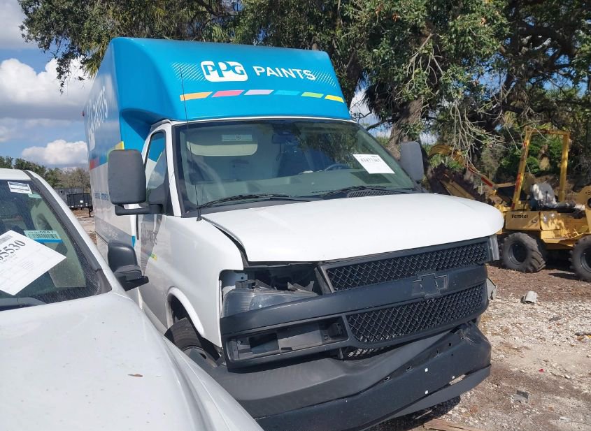 2020 CHEVROLET EXPRESS CUTAWAY WORK VAN photo