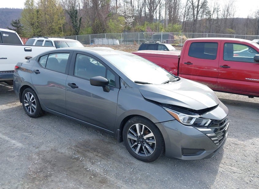 2024 Nissan Versa 1.6L photo