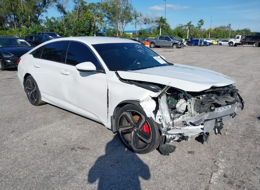 2019 HONDA ACCORD SPORT photo