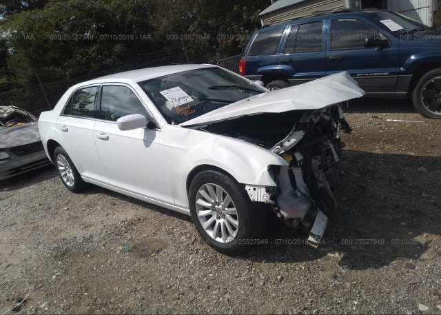 White Chrysler 300 >> 2013 Chrysler 300 White Chrysler 300 >> 2013 Chrysler 300