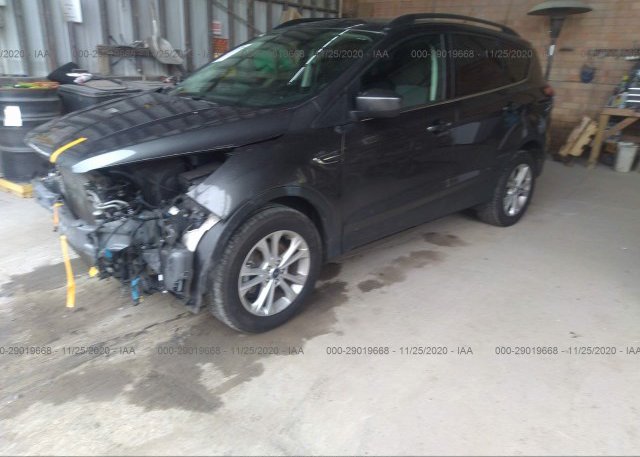 из сша 2018 FORD ESCAPE 1FMCU0GD2JUC49271