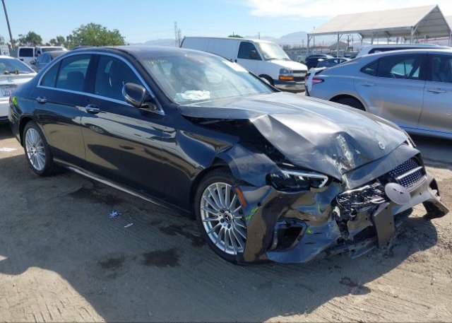 2022 MERCEDES-BENZ E-CLASS (VIN: W1KZF8DB6NB075660)