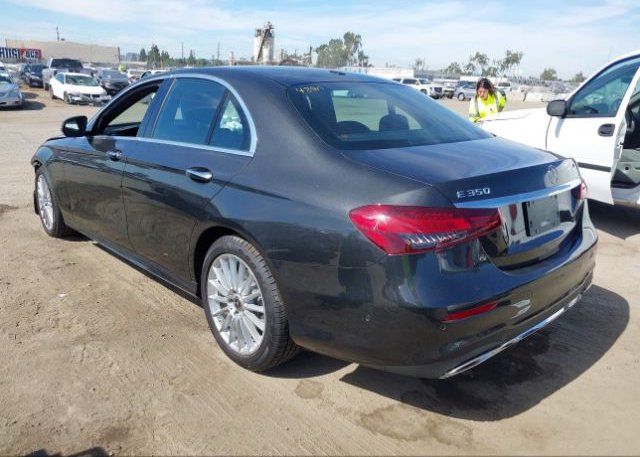 2022 MERCEDES-BENZ E-CLASS(VIN: W1KZF8DB6NB075660
