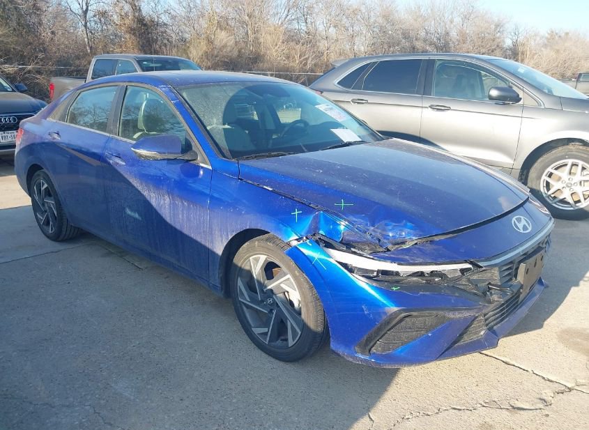 2025 HYUNDAI ELANTRA LIMITED photo