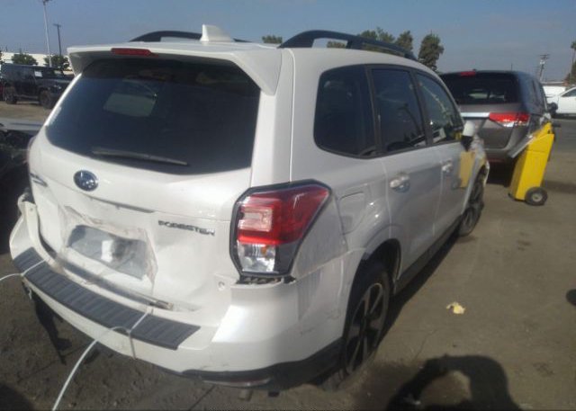 JF2SJAGC4JH549300 2018 SUBARU FORESTER-3