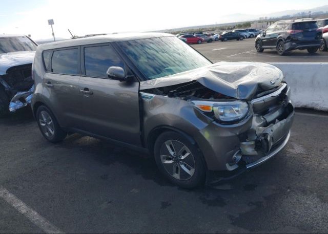 KNDJX3AE0J7026473 2018 KIA SOUL EV