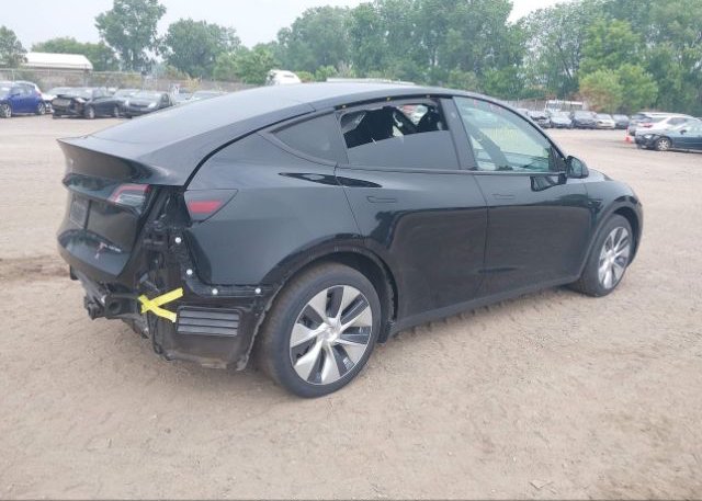 2021 TESLA MODEL Y(VIN: 5YJYGDEE2MF233430