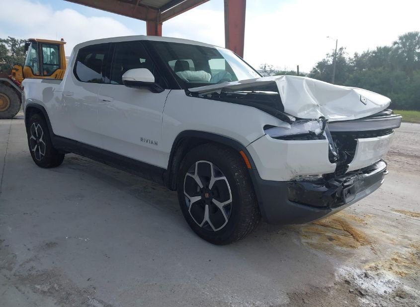 2024 RIVIAN R1T ADVENTURE DUAL MOTOR LARGE PACK/ADVENTURE DUAL MOTOR PERF LARGE PACK photo