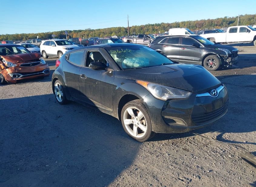2013 HYUNDAI VELOSTER BASE W/GRAY photo