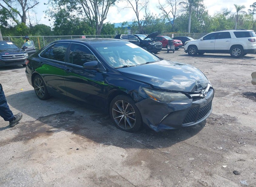 2015 Toyota Camry 2.5L photo