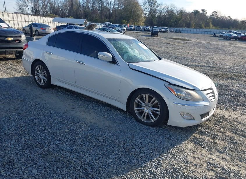 2012 HYUNDAI GENESIS 3.8 photo