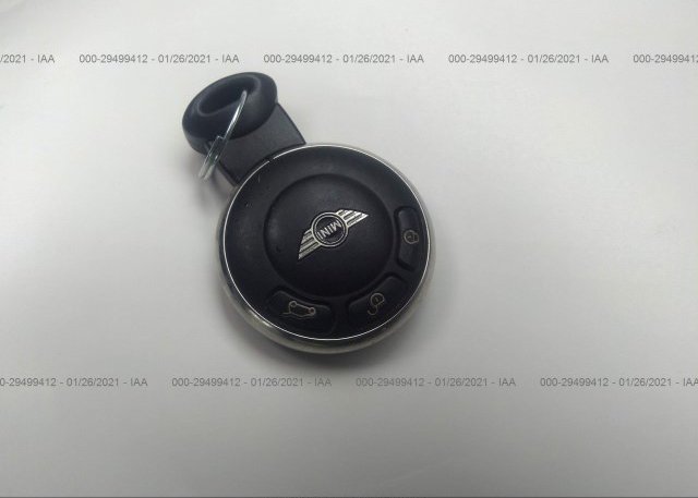 WMWZF3C55BTX81952 2011 MINI COOPER CLUBMAN