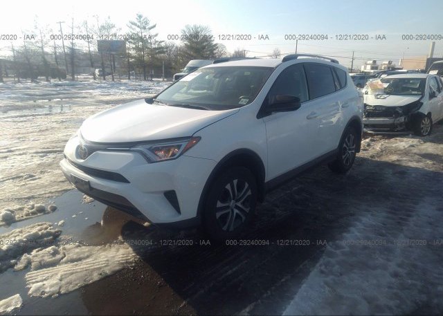 из сша 2018 TOYOTA RAV4 JTMBFREV5JJ175811